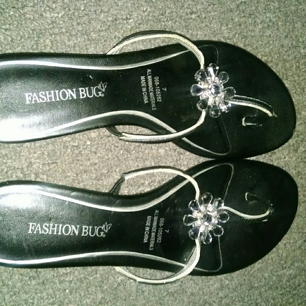 Fashion bug sandals