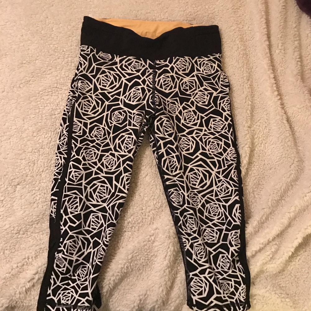 Lululemon crop