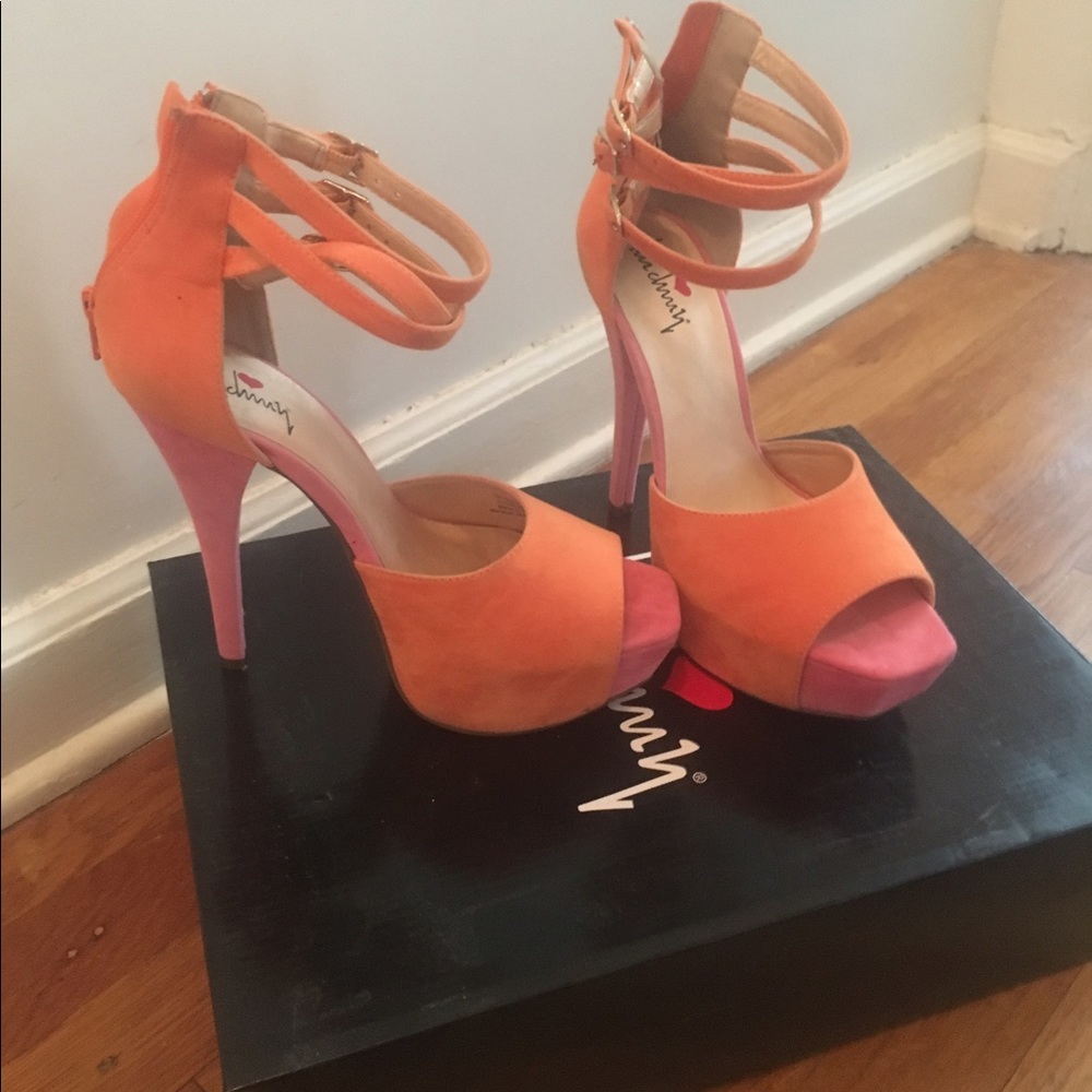 Luichiny's high heels