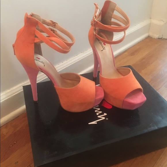 Luichiny's high heels - Picture 1 of 3