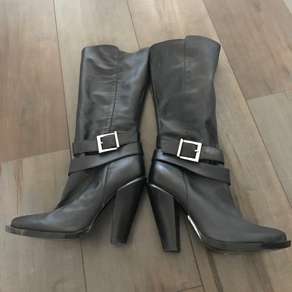 Black Boots
