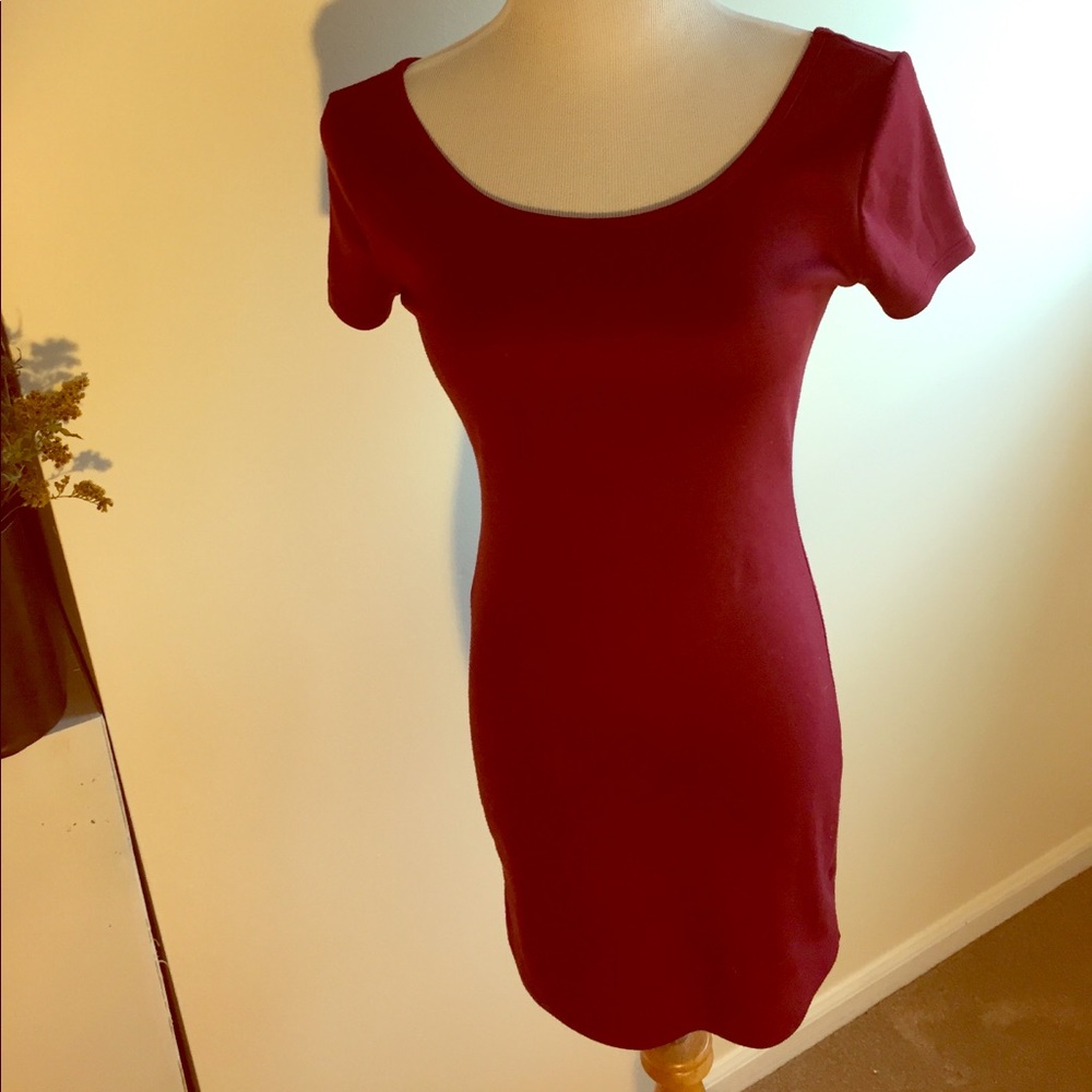 Burgundy short sleeve going out dress