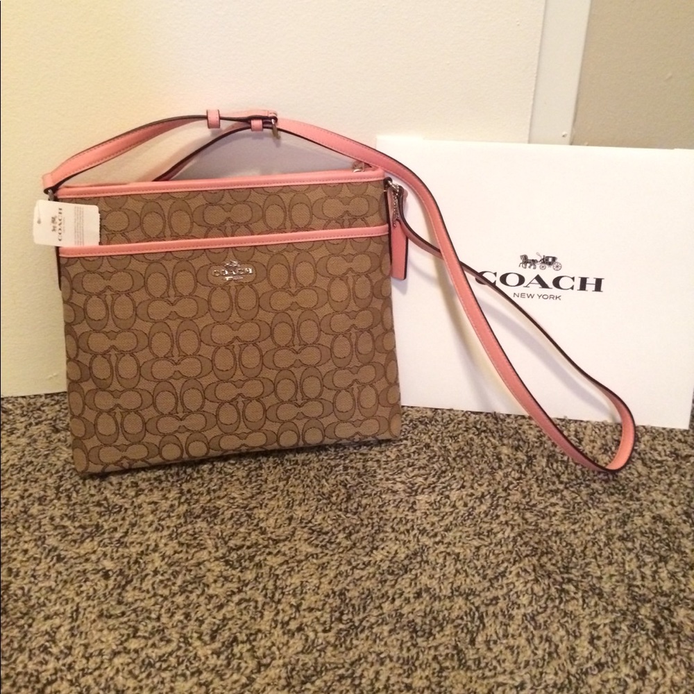 💕Coach File Cross Body Bag NWT 💕