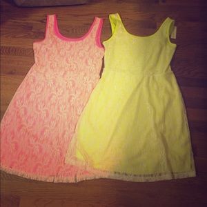 2 Bobbie Brooks dresses 👗$10 for both