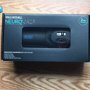 Paul Mitchell Neuro Grip Blow Dryer