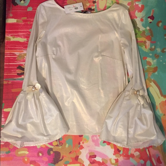 Basically Me Tops - White Top With Bell-sleeves!