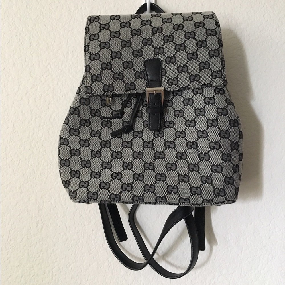 Gucci backpack 🎒