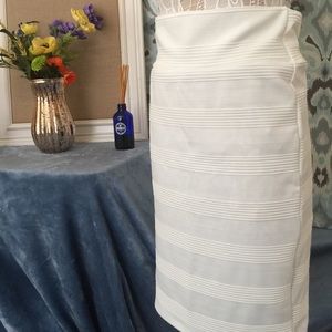 🆕 RARE off white skirt large