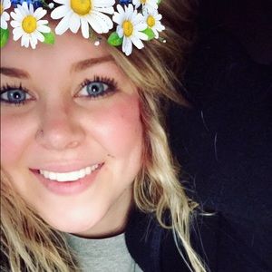 Meet your Posher, Karla