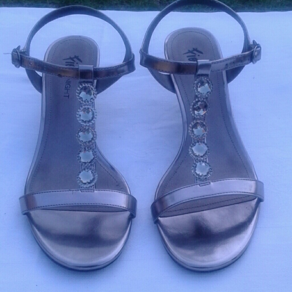 Pewter kitten heel