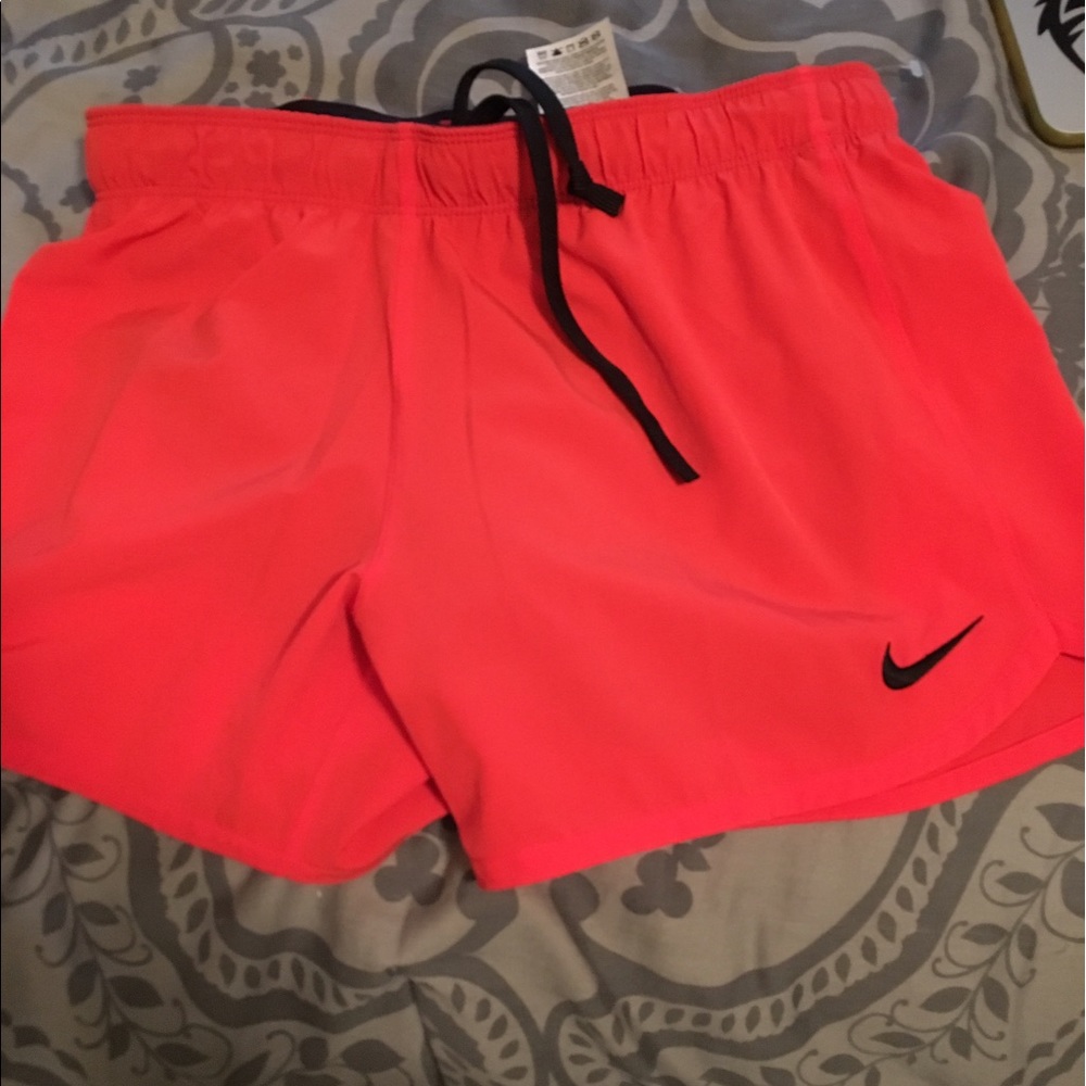 NIKE SHORTS WITH BUILT IN SPANDEX