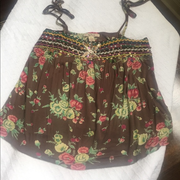 Top - Picture 2 of 4