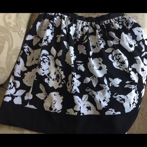 🅿️Black and White Skirt