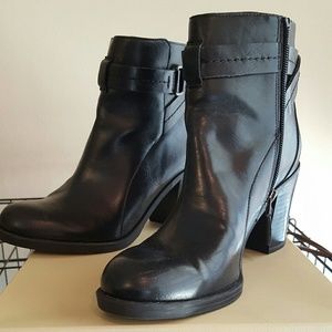 Women's ankle boots