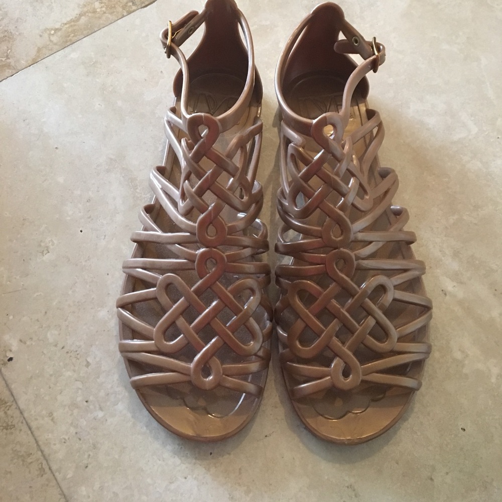 DVF gold flat sandals. Gently worn.