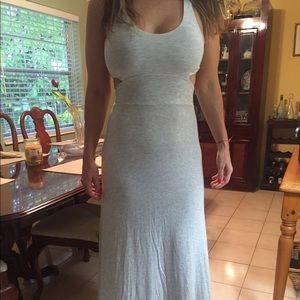 Maxi dress w cut outs