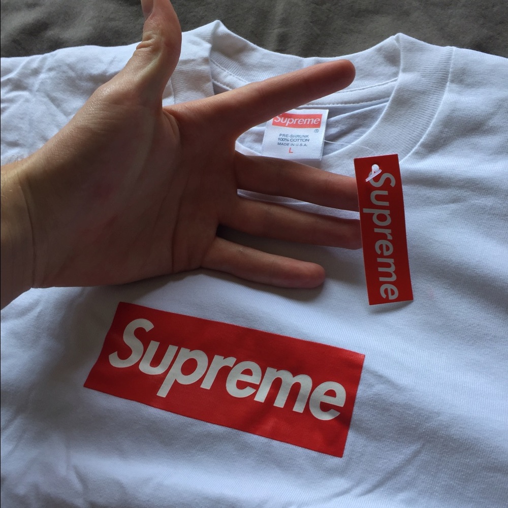 Supreme Tshirt Large Red on White Bogo. - Picture 2 of 2