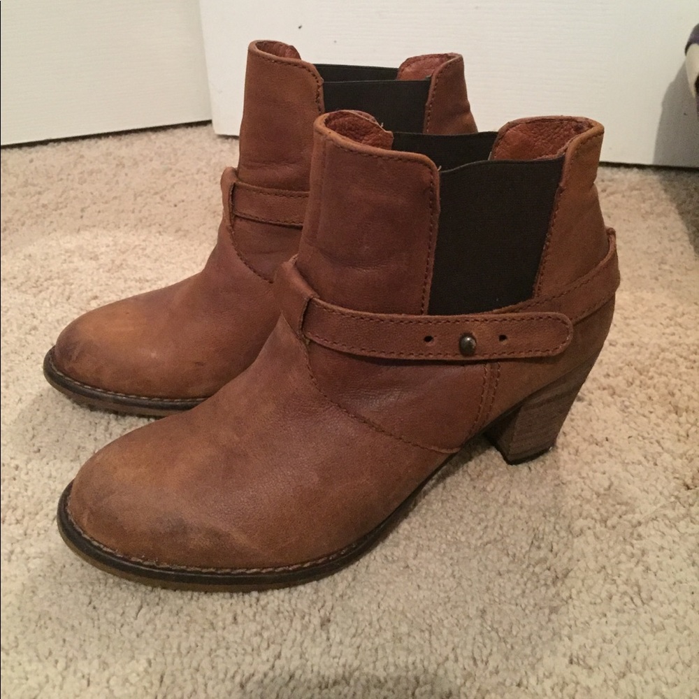 Steven by Steve Madden booties