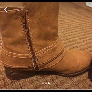 Unr8ted Barcelona Boots