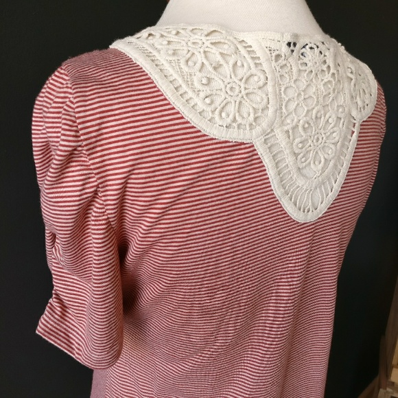 Forever 21 Tops - F21 Striped Cute Crochet Detailed Top