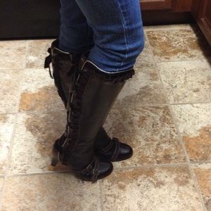 🔥GREAT DEAL!! 🔥SEXY brown boots!  GUC