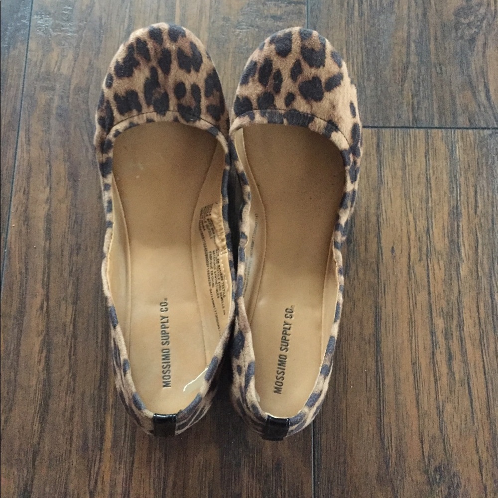 Leopard flats
