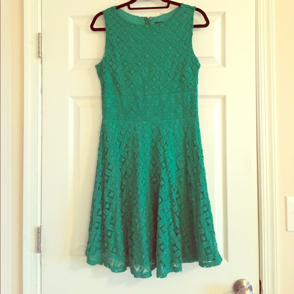 Beautiful Green Semi-Formal Tiana B. Dress