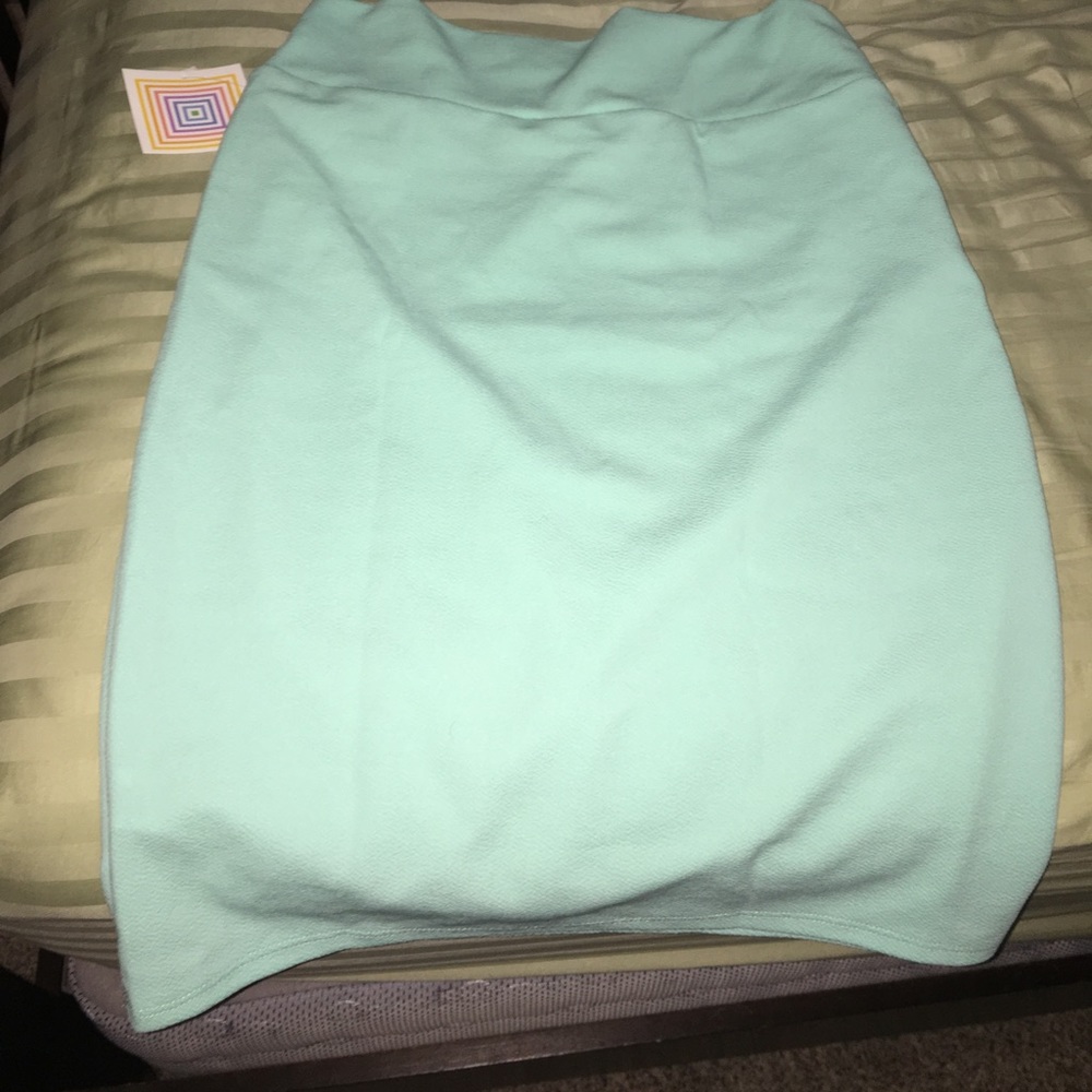 Cassie skirt lularoe
