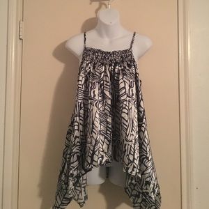 Women's Juniors spaghetti strap flowy top