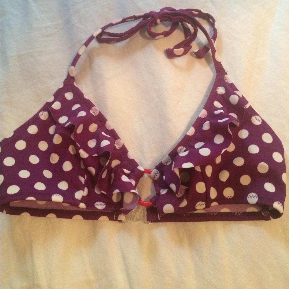 Mariemeili swim top.