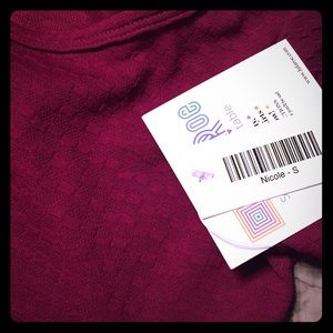 NWT small Nicole- burgundy