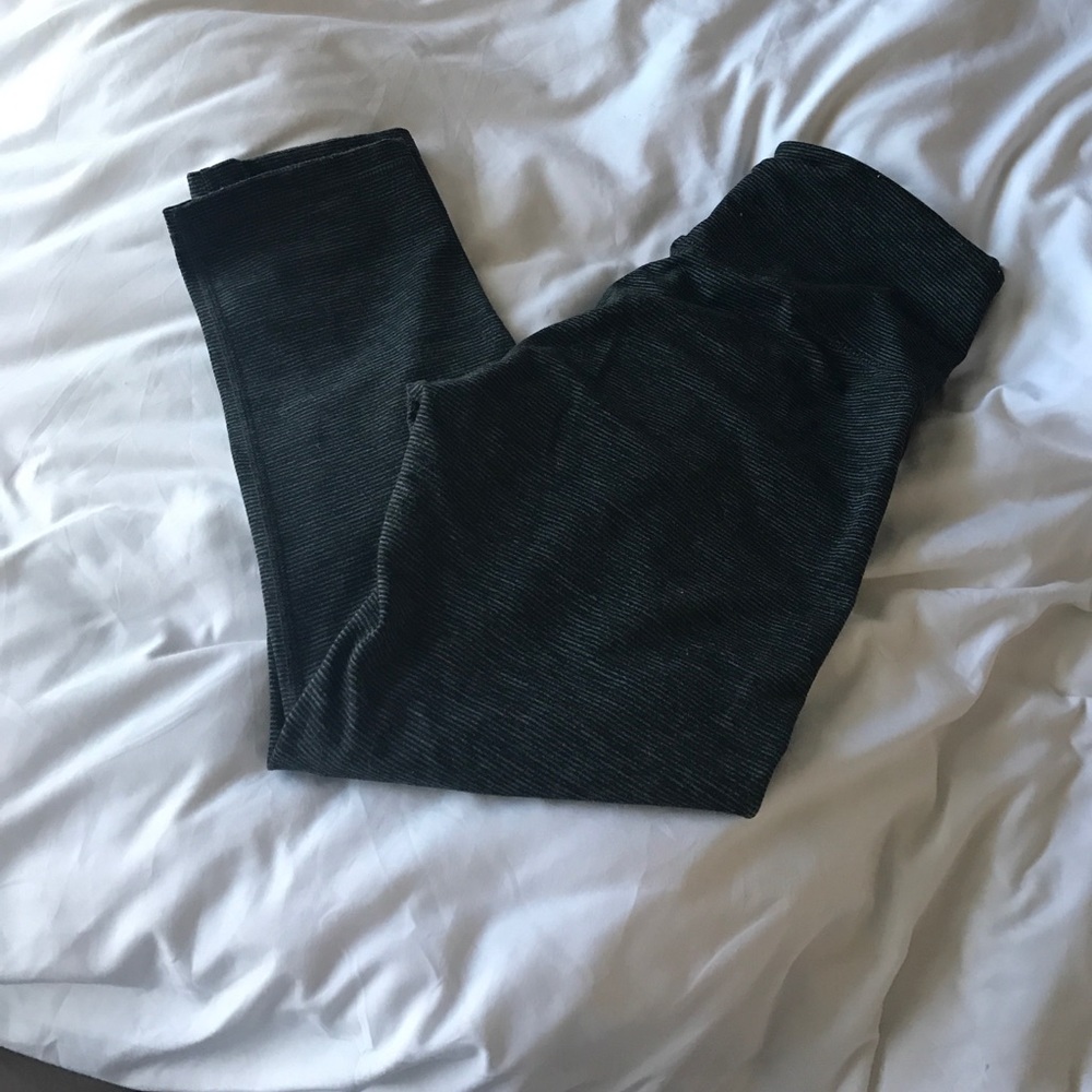 High waisted Fitted Workout Capri