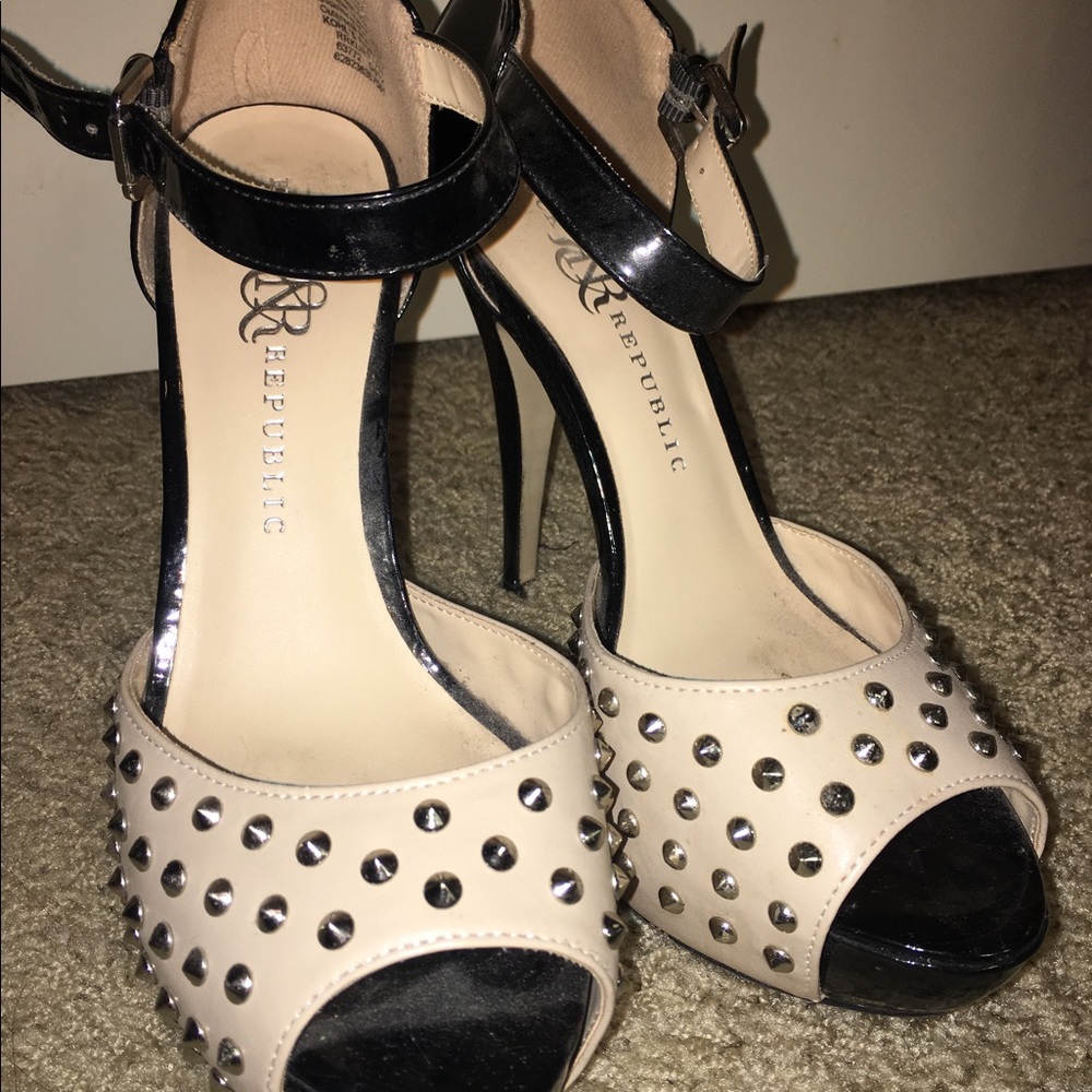 Rock & Republic studded heels