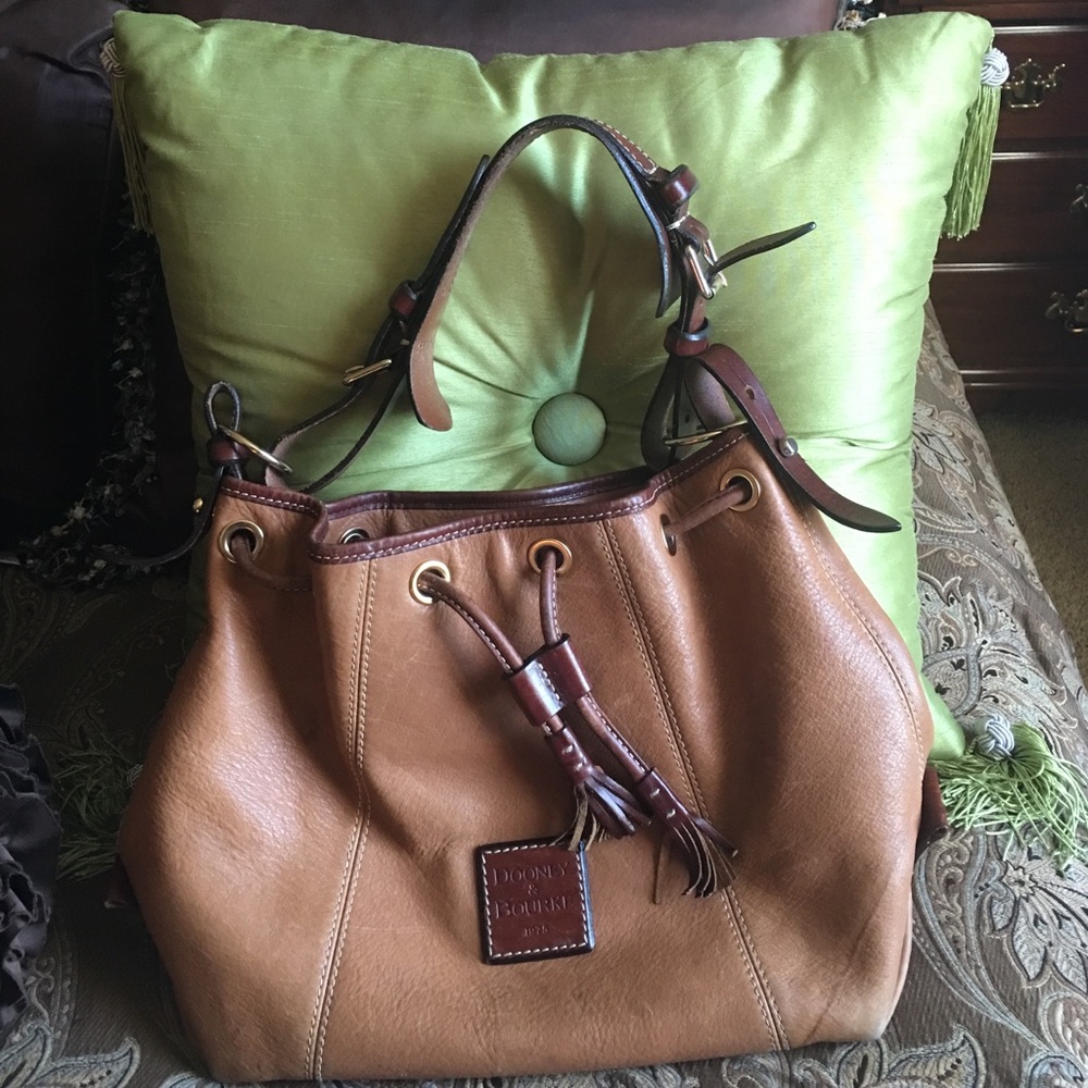 Authentic Dooney & Bourne Tan Leather Bag