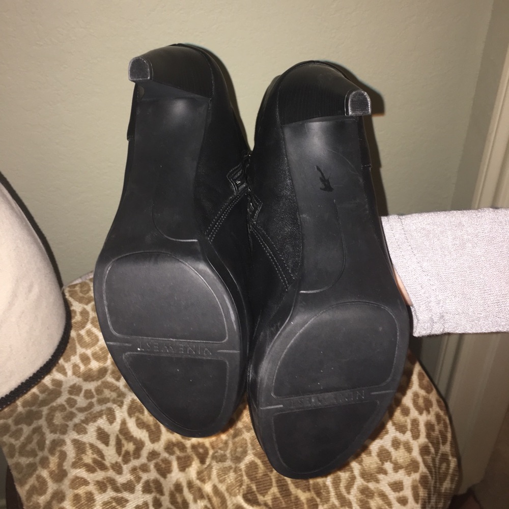 Boots - Picture 3 of 3