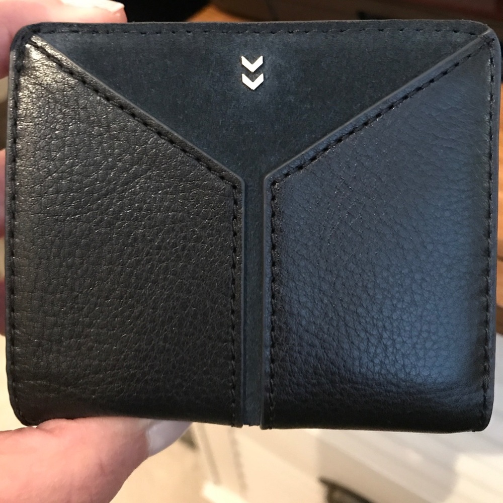 Stella and dot wallet from their covet line