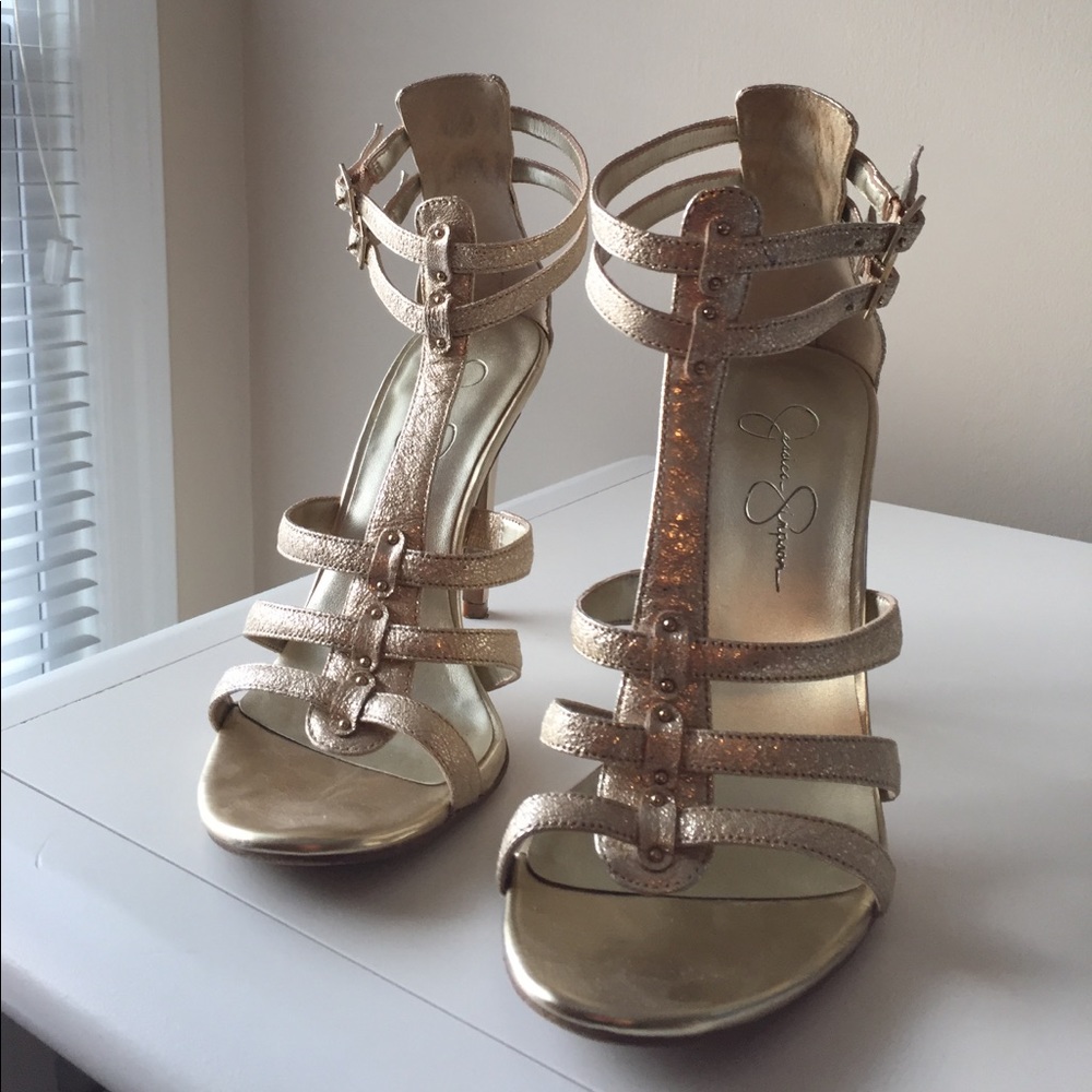 Jessica Simpson Gold Sandals. Size 7.5