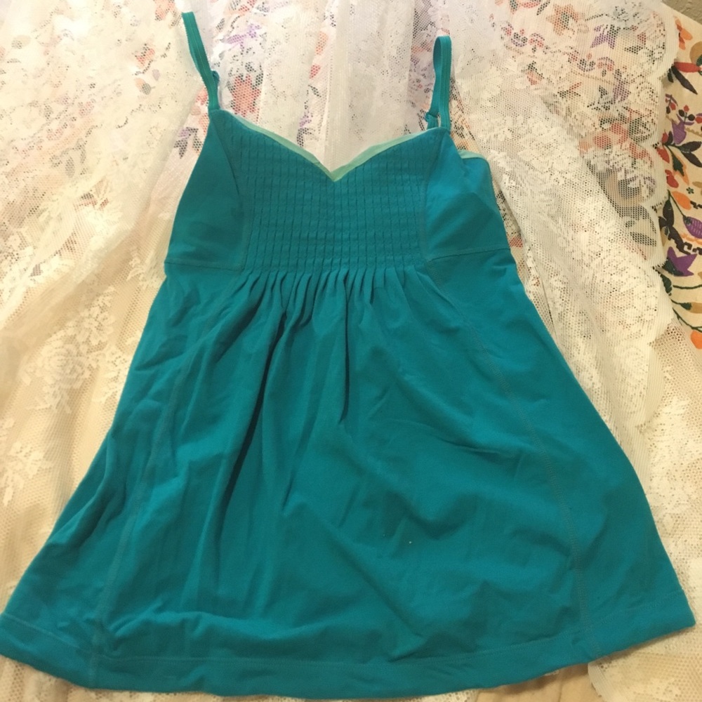 Lulu Lemon yoga tank