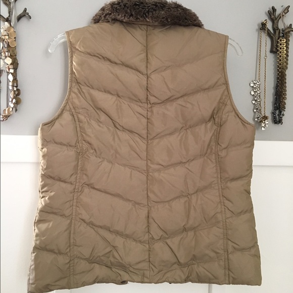 GORGEOUS Eddie Bauer Premium Goose Down Vest - Picture 6 of 6