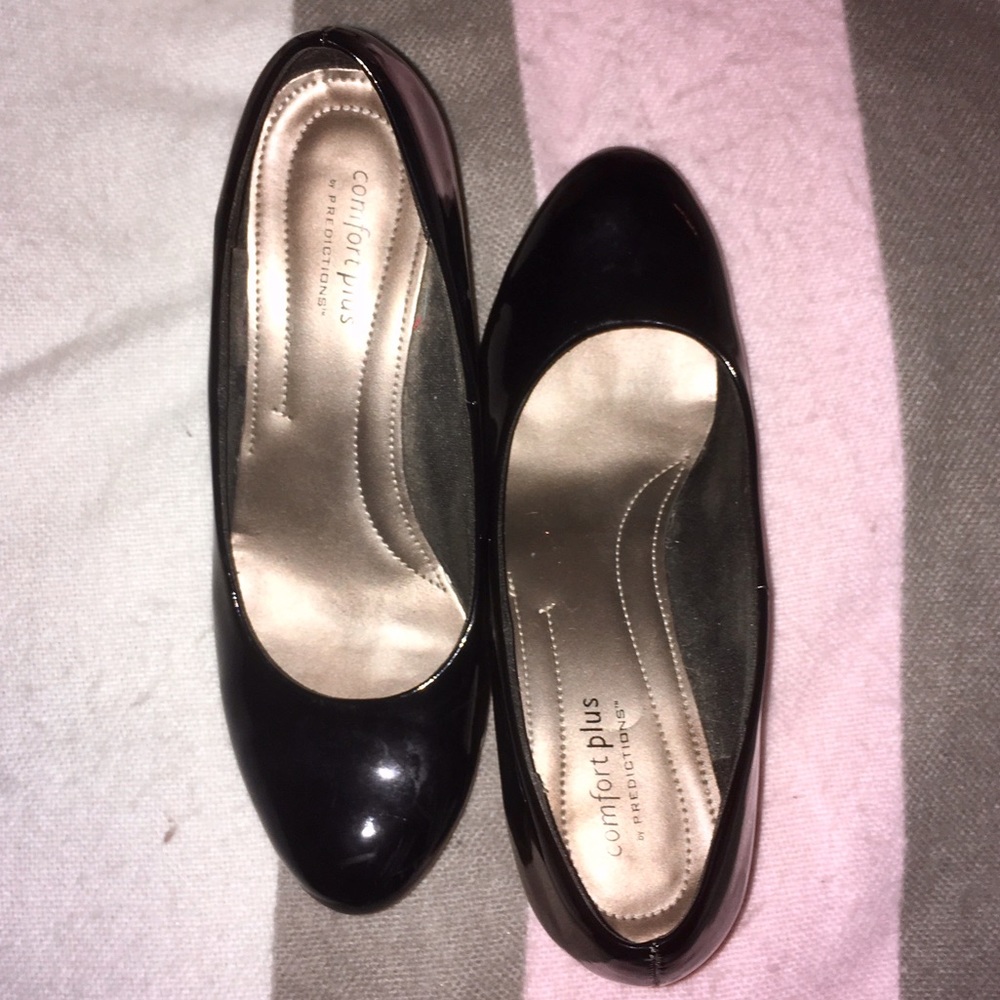 Shiny Black Comfortable Heels