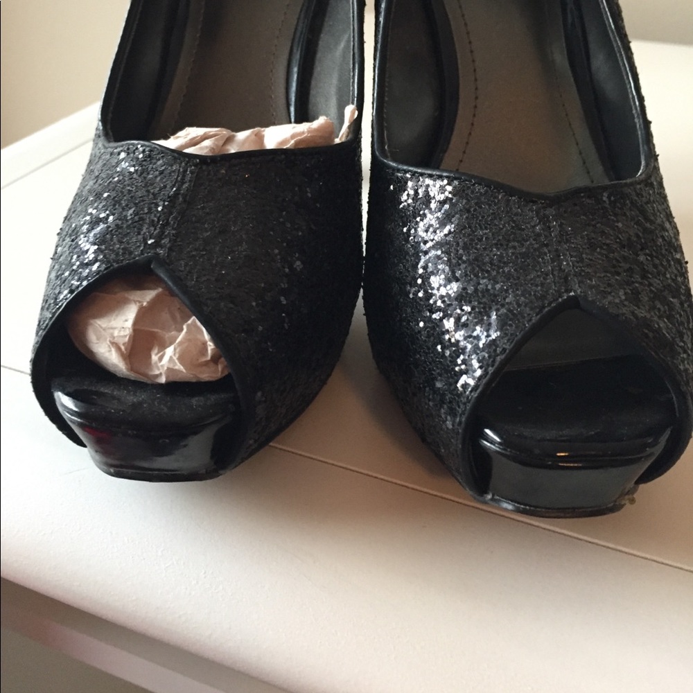 Nine West black sequin pumps - Picture 4 of 5