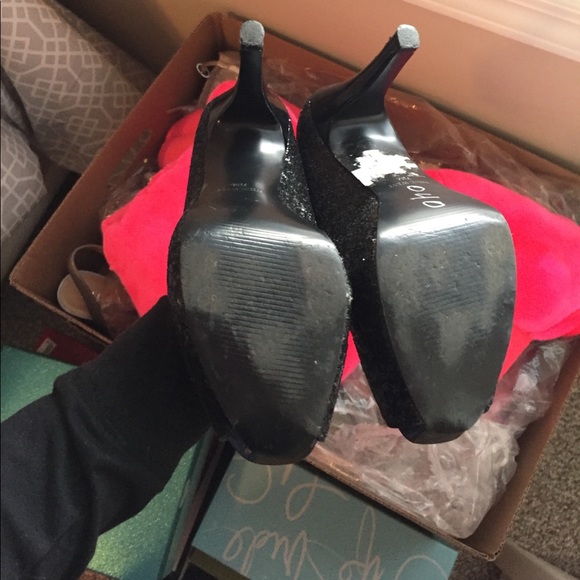 Nine West black sequin pumps - Picture 3 of 5