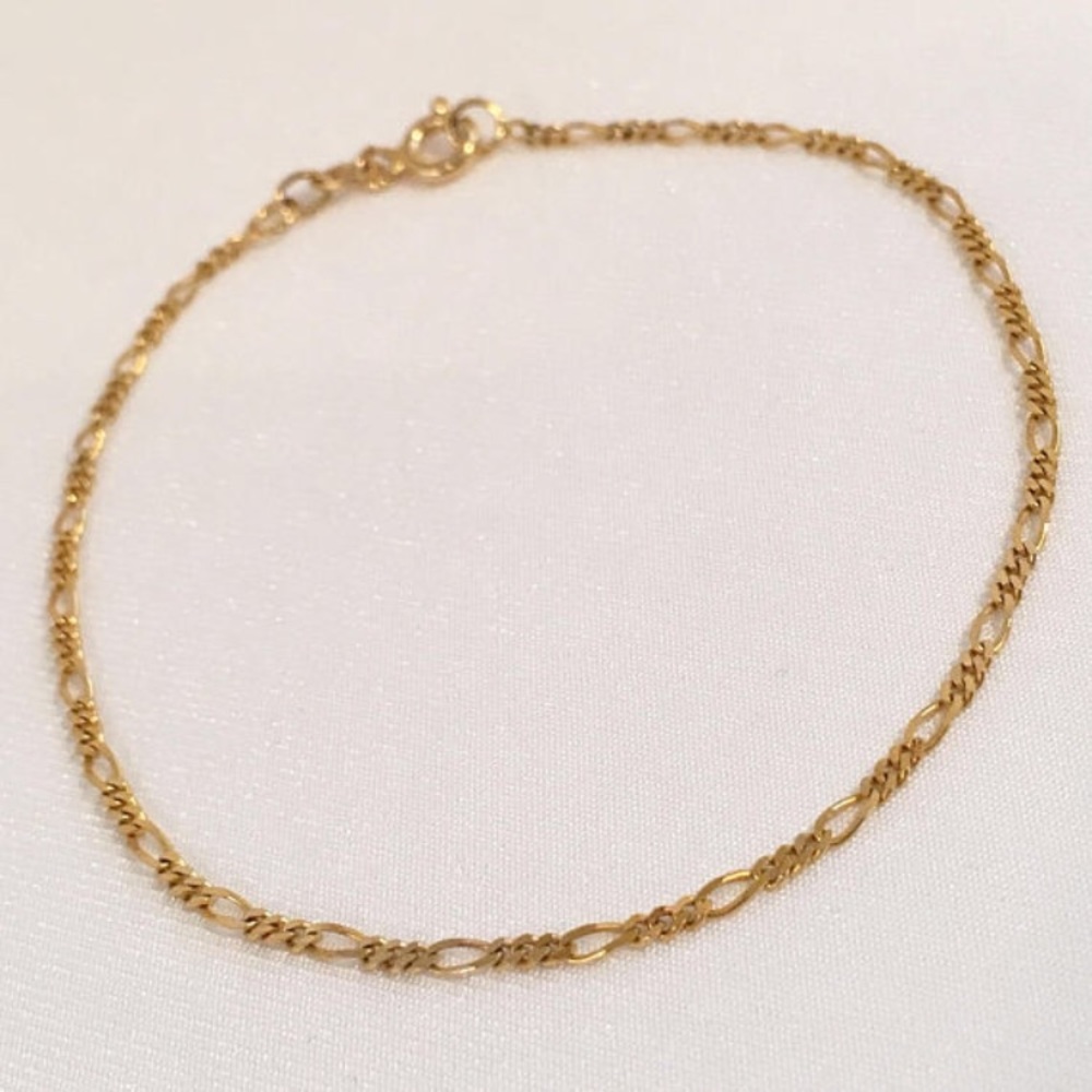 14K Gold Figaro Link Chain Bracelet 7 Inch
