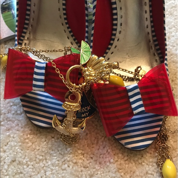 Gianni Bini Heels - Picture 4 of 4