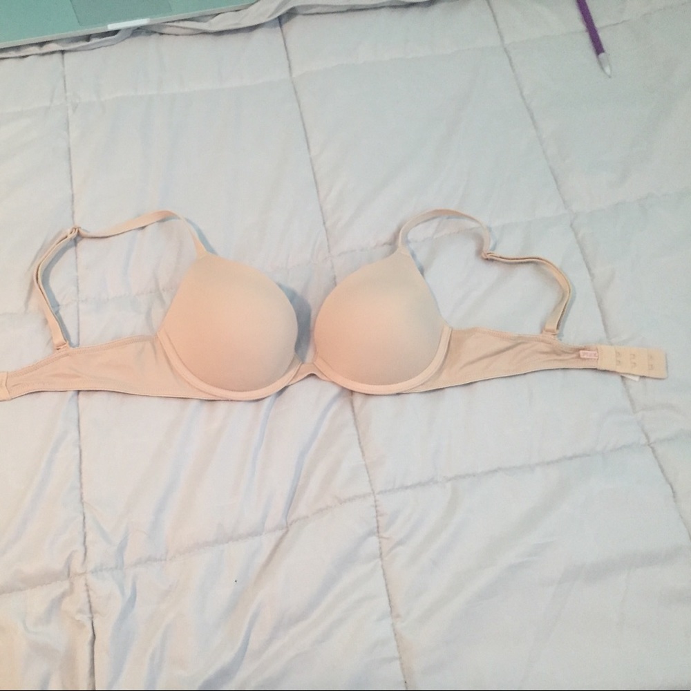 32B PINK push up bra