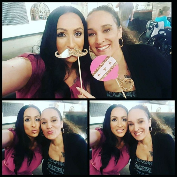 Meet your Posher, Sandra - Picture 3 of 3