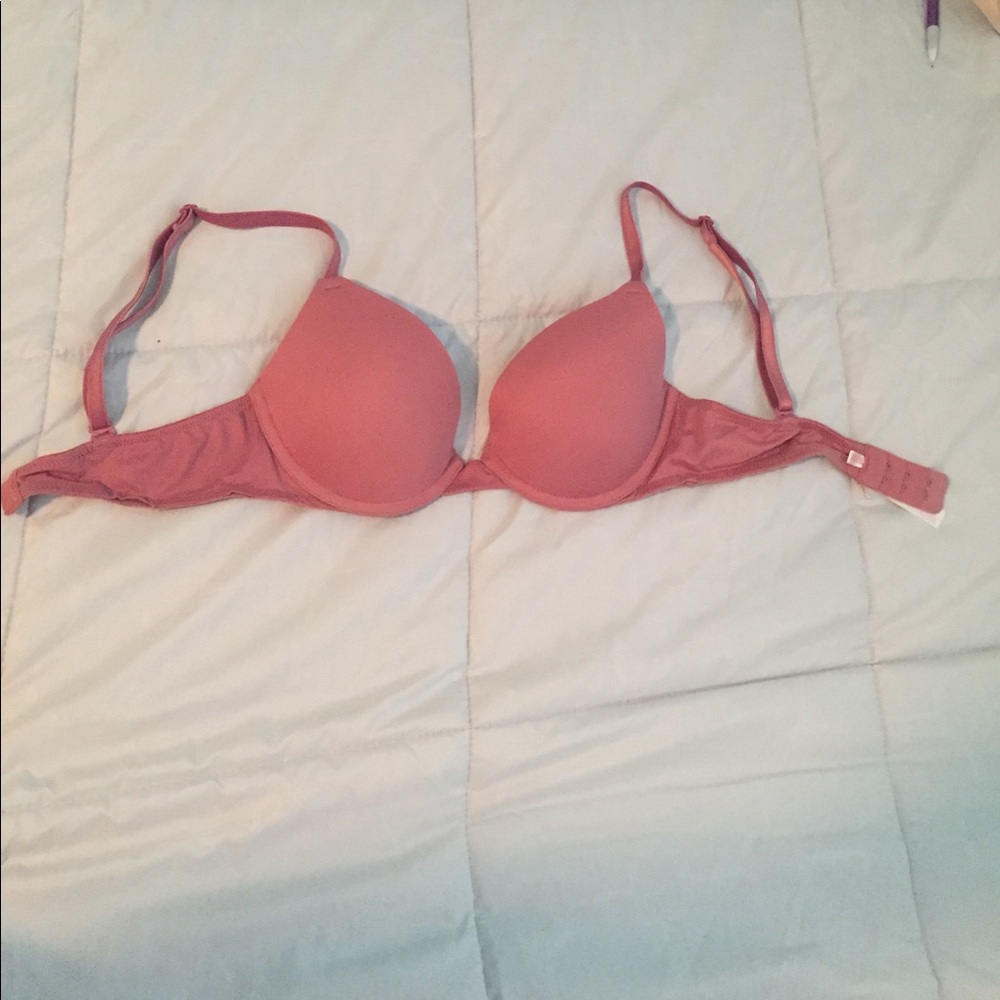 32B PINK push up bra