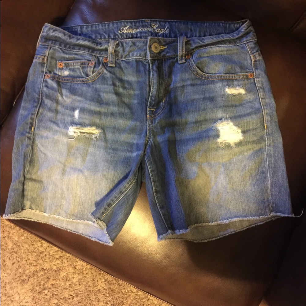 American Eagle boyfriend shorts