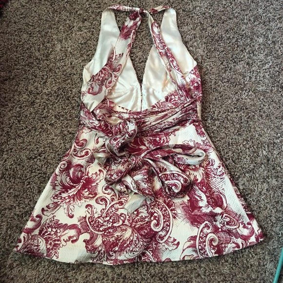 BCBG Maxazria Silk halter open back - Picture 2 of 3