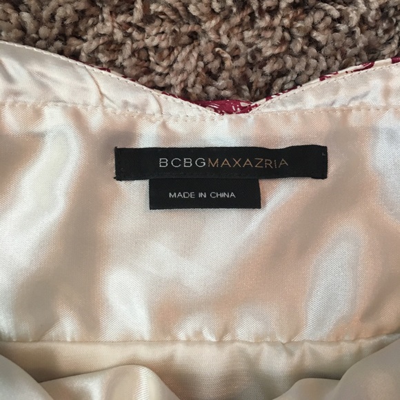 BCBG Maxazria Silk halter open back - Picture 3 of 3